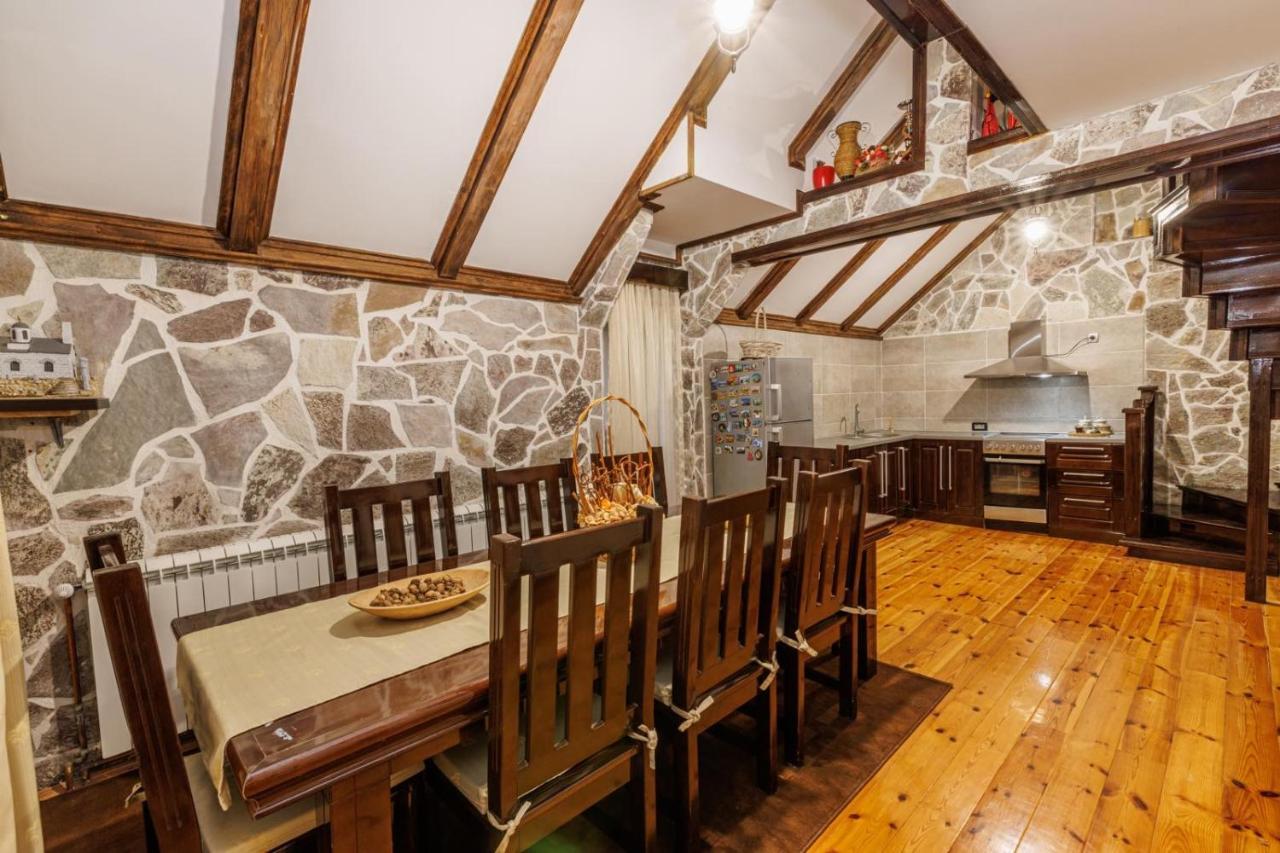 Family Spa Apartments Sunny&Shiny Savnik Chambre photo