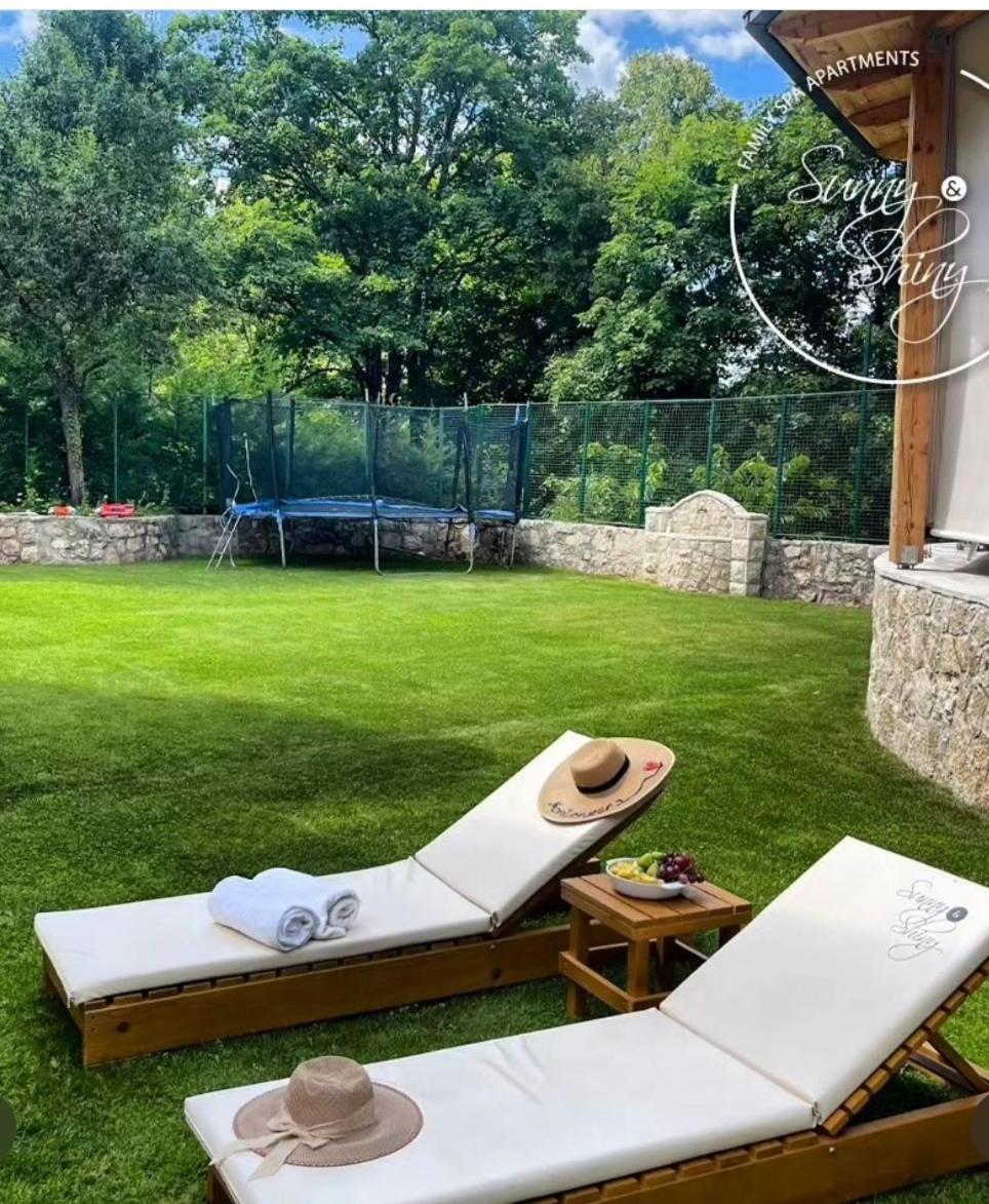 Family Spa Apartments Sunny&Shiny Savnik Extérieur photo